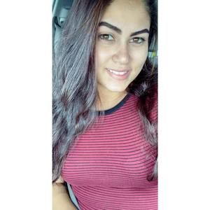 Meet your Posher, Elisaine